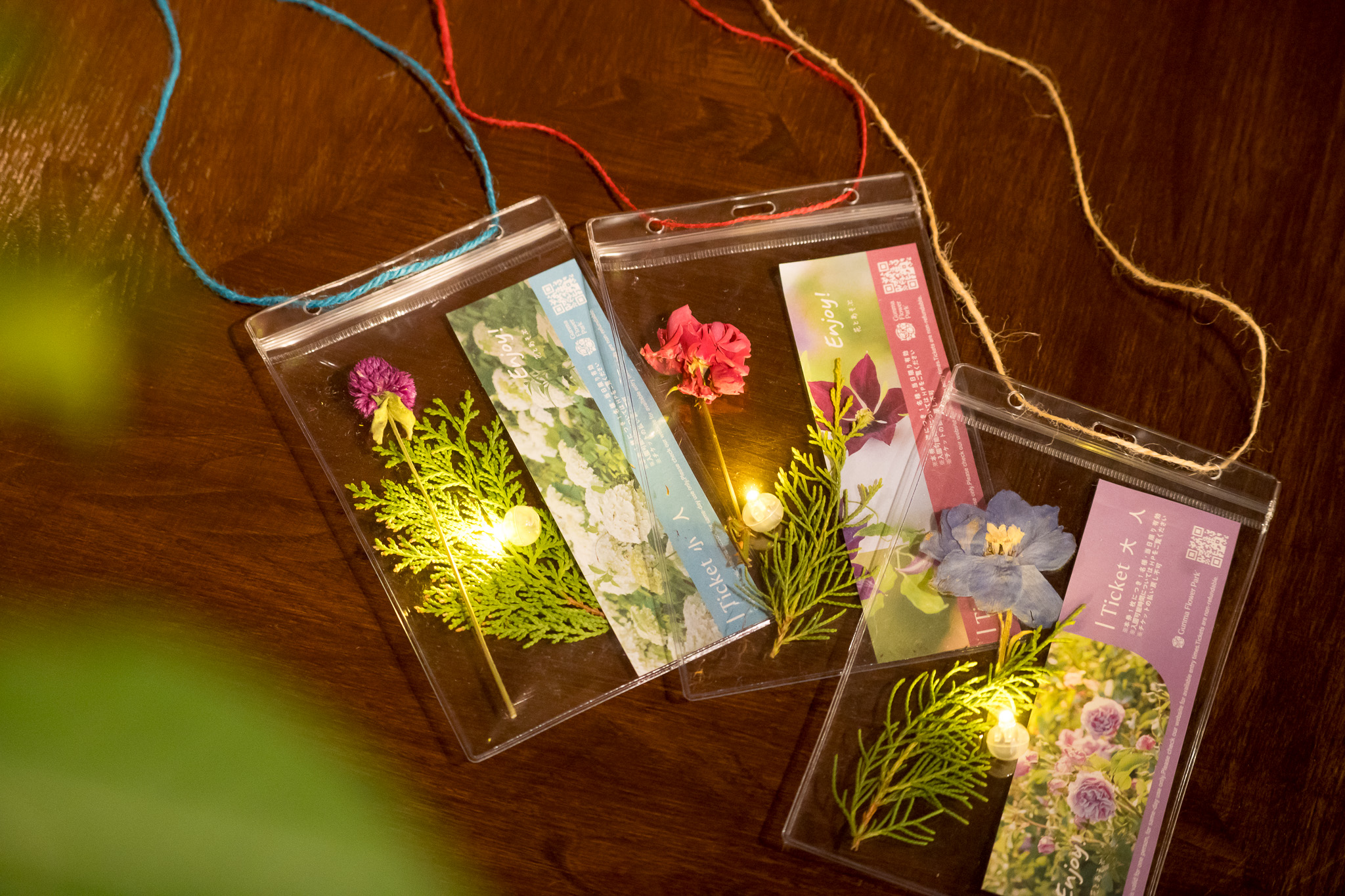 サムネイル: 【冬季限定】光るチケットホルダー